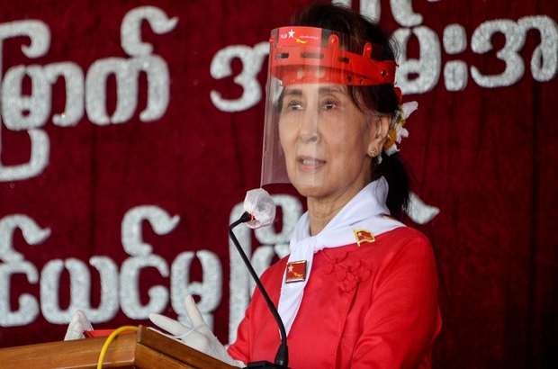 Myanmar: Ülkenin lideri Aung San Suu Kyi ve iktidar partisi yöneticileri 'ordu tarafından gözaltına alındı'