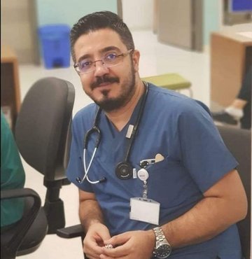 Adana’da acil tıp asistanı olarak görev yapan doktor, Covid-19 nedeniyle hayatını kaybetti.