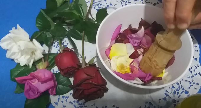 gul yaginin faydalari ne ise yarar gul yagi nasil yapilir nerede bulunur