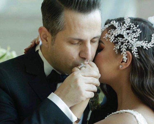 Merve Özbey'den Kenan Koçak'a: Sakla beni koynunda