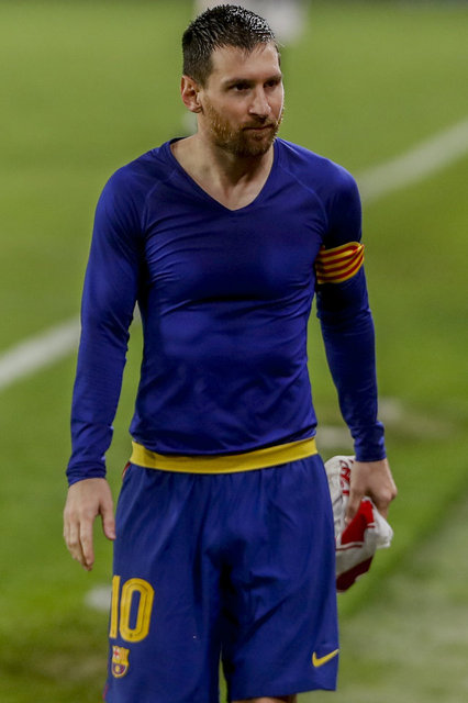 Lionel Messi rekor kıran kramponlarını bağışladı!