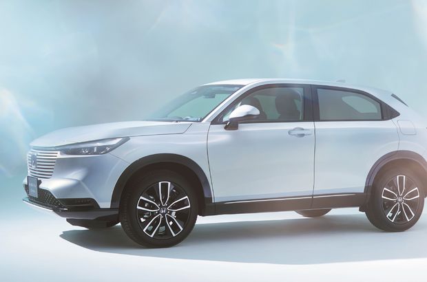 Japon SUV'da 3'üncü perde