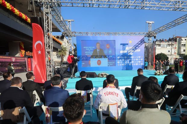 Cumhurbaşkanı Erdoğan stat açılışına bağlandı