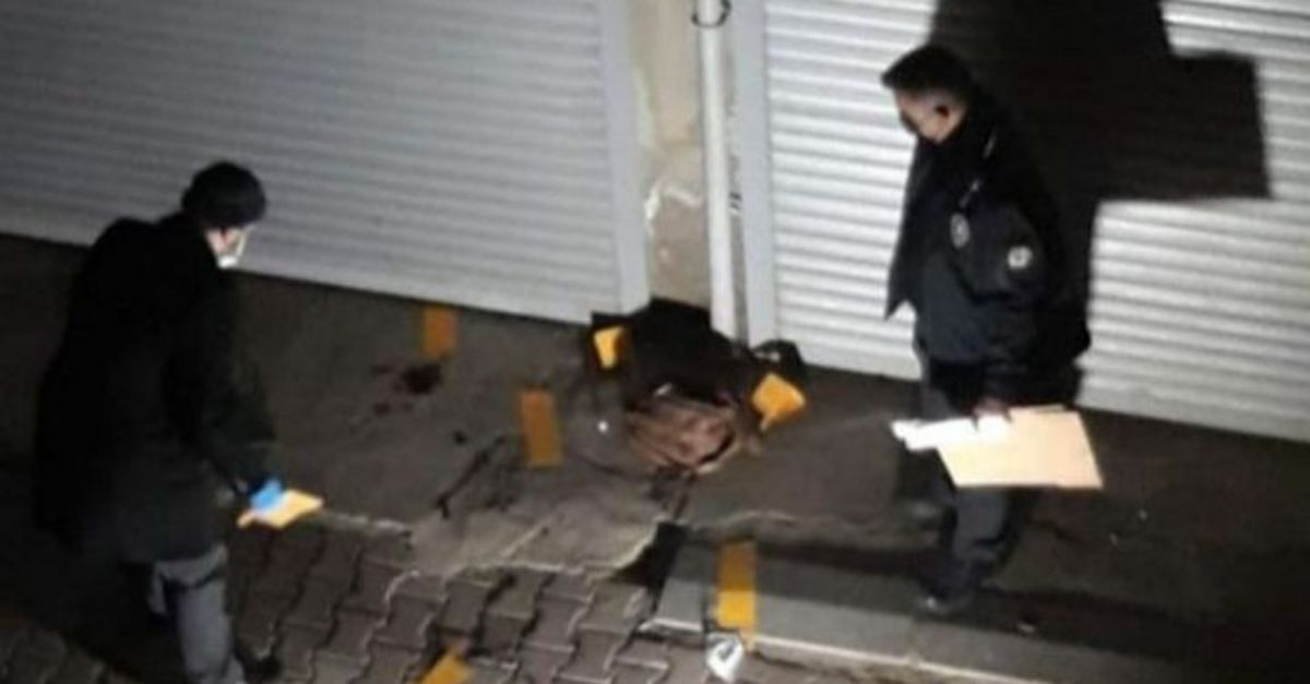 İzmir'de, yol ortasında mesai arkadaşını öldüren şüpheli yakalandı