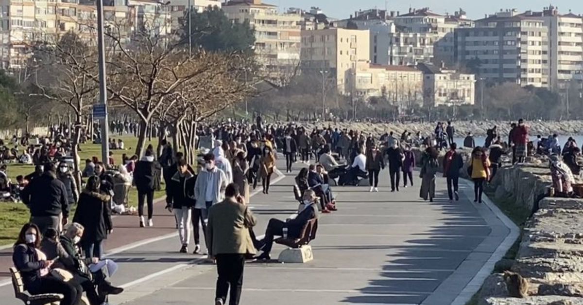 Son dakika... Koronavirüs salgınında yeni vaka sayısı 9 bin 107