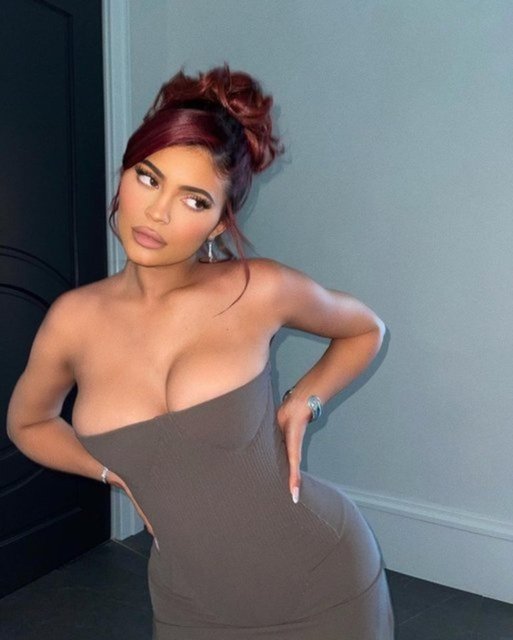 Kylie Jenner photoshop iddialarını böyle yalanladı - Magazin haberleri