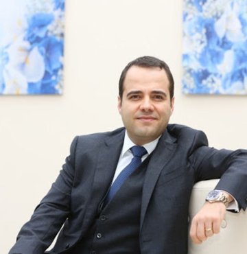 Özgür Demirtaş kimdir?