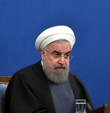 Ruhani: ABD'nin yeni yönetimi ekonomik terörü durdurmalı