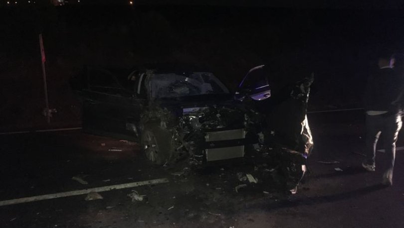 Tekirdağ'da otomobil ile servis midibüsü çarpıştı: 4 yaralı