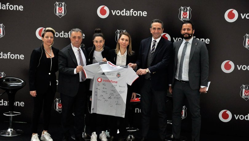Beşiktaş Kadın Futbol Takımının sponsoru Vodafone oldu
