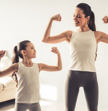 Arş.Gör.Ayşenur Kurt, özellikle okul öncesi dönemde bilinçle yapılması gereken hareket eğitiminin ve spor bilincinin ailelere ve çocuklara aşılanması gerektiğini söyledi. Kurt, "Aksi takdirde çocuğun spor dalından uzaklaşmasına, branşta özelleşmeye erken gidilmesi sonucu spor hayatının erken sonlanmasına sebep olacaktır" dedi