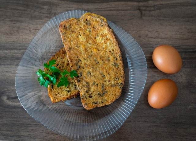 <strong>Kahvaltılık peynirli ekmek</strong> 