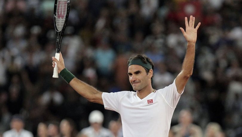 İsviçreli tenisçi Roger Federer kortlara galibiyetle döndü