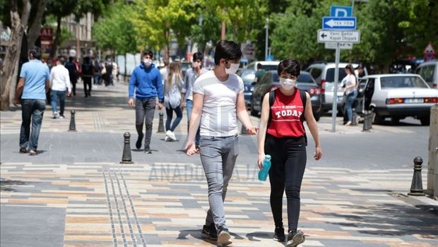 20 yas alti yasak kacta basliyor saat kacta bitiyor 20 yas alti bugun sokaga cikma yasagi var mi gundem haberleri