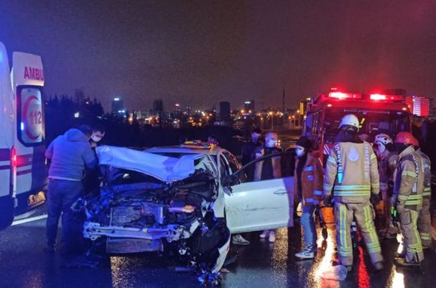 Bağcılar'da trafik kazası: 3 yaralı