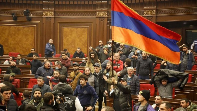 SON DAKİKA: Ermenistan Dağlık Karabağ’daki askeri eylemler nedeniyle ilan ettiği 