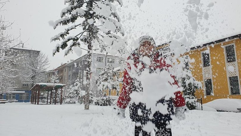 Kırşehir'de eğitime 1 günlük kar molası