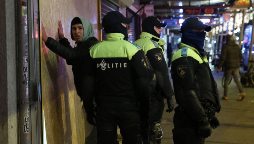 SON DAKİKA: Hollanda polisinden skandal ırkçı ifadeler: 