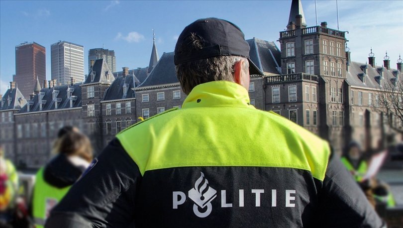 Son dakika... Hollanda Parlamentosu bomba tehdidi nedeniyle boşaltıldı
