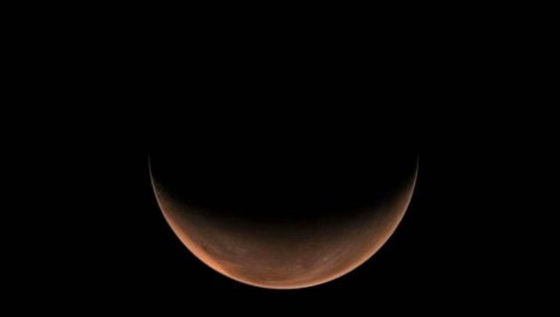 Mars'tan yeni fotoğraflar geldi! İşte görenleri büyüleyen Mars hilali