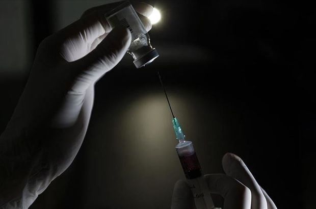 Bakan Koca'dan kritik aşı açıklaması