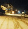 Aksaray’ın Güzelyurt ilçesinde gece başlayan kar yağışı ilçeyi beyaza bürüdü