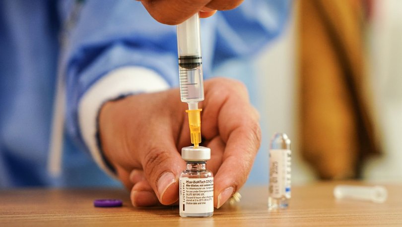 Sağlık Bakanlığı Pfizer-BioNTech aşısı kimlere yapılır? İşte Pfizer aşı kılavuzu