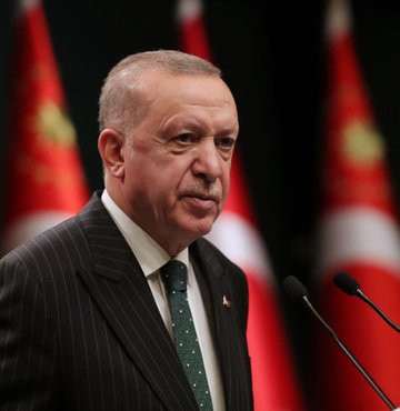Cumhurbaşkanı Erdoğan, süreci tüm boyutları ile değerlendirdiklerini belirtti, vaka ve vefatların artışı tedbirleri sıkılaştırmaya mecbur bıraktığını söyledi. Ramazan ayının ilk iki haftası kısmi kapanma uygulaması getirildi. Peki kısmi kapanma nasıl uygulanacak? Tam kapanma olacak mı? İşte detaylar...