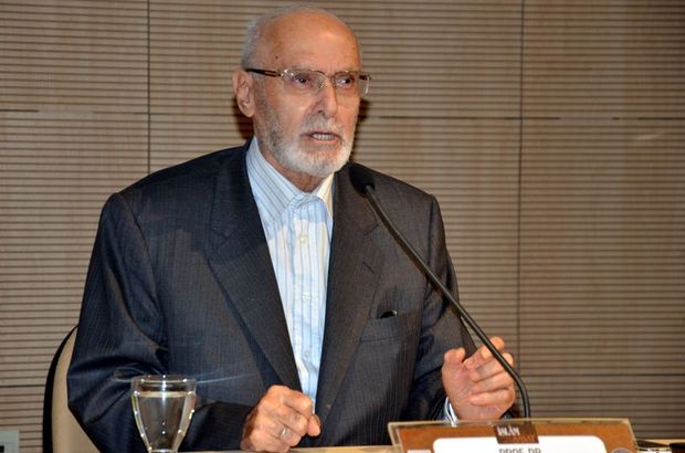 Yazar ve akademisyen Prof. Dr. Ali Özek vefat etti
