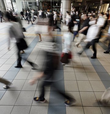 Japon araştırmacıların santimetrekare başına bir milyon girintiye sahip cam levha ile yeni tip koronavirüsü (Covid-19) 5 dakikada saptayabilen test metodu geliştirdikleri bildirildi