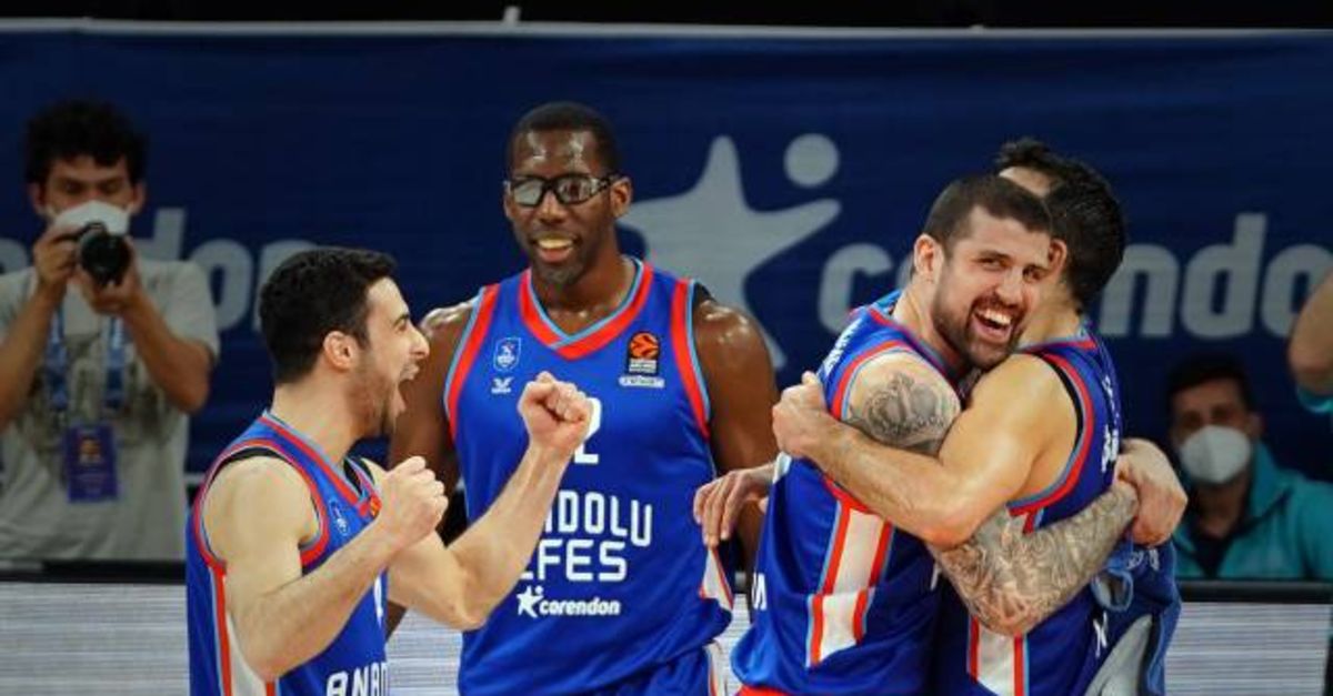 Son Dakika Anadolu Efes Final Four Da