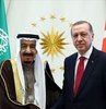 Cumhurbaşkanı Recep Tayyip Erdoğan, Suudi Arabistan Kralı Selman bin Abdülaziz El Suud ile telefonda görüştü.
