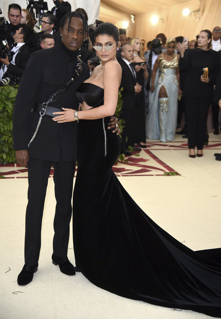 Kylie Jenner ile Travis Scott 'açık ilişki' yaşıyor iddiası - Magazin haberleri