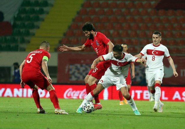 Türkiye - Azerbaycan maçının yazar yorumları