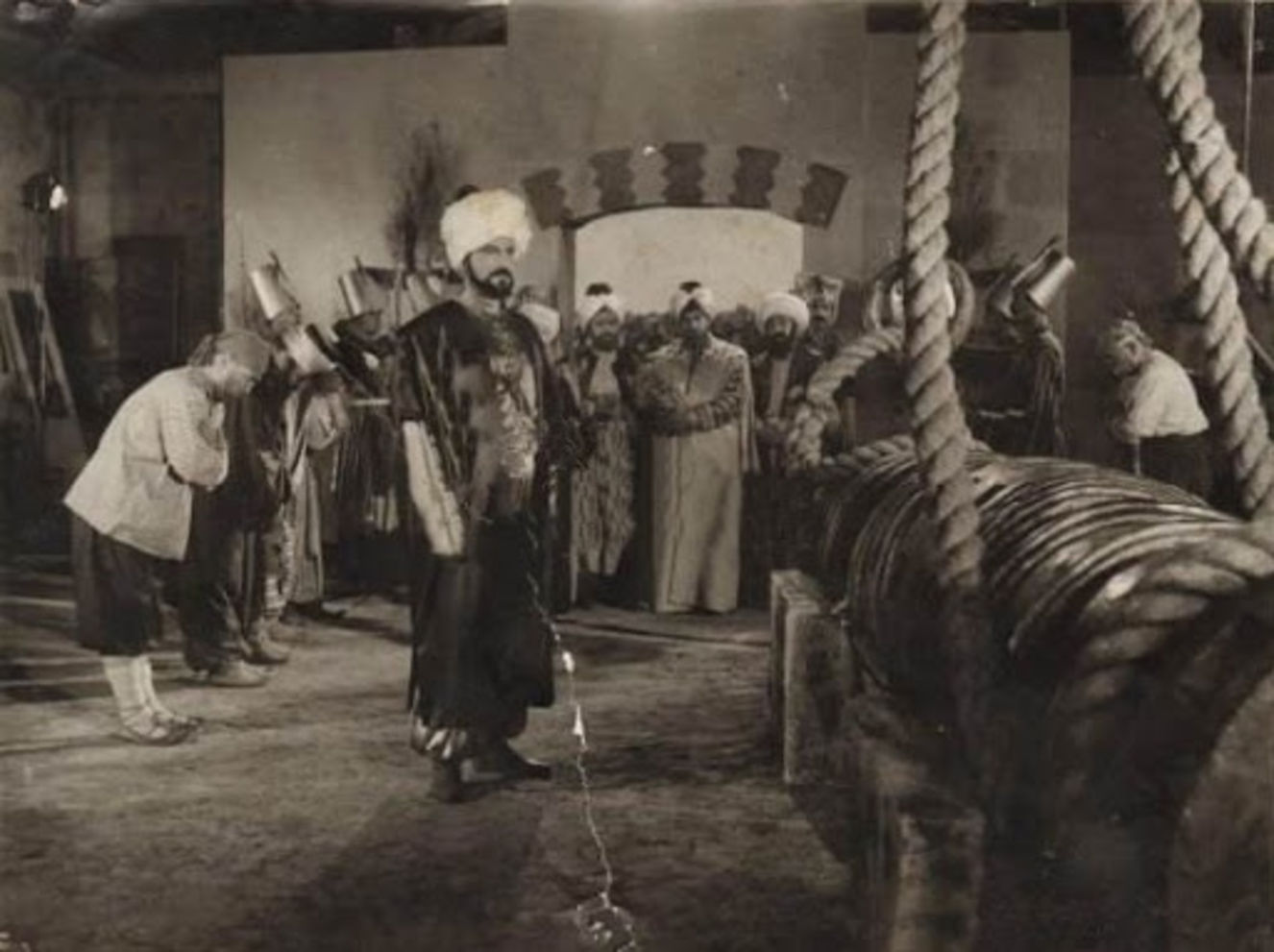 Fatih Sultan Mehmed'i Sami Ayanoğlu canlandırdı. 