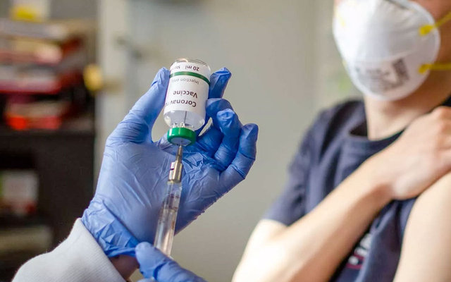AŞI SIRASI: Aşı sırası kimde, hangi grupta? Covid-19 aşı sorgulama SMS ve e-Nabız yöntemi ve aşı takvimi
