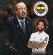 Son dakika Fenerbahçe haberi... Sarı-lacivertli kulübün, İspanyol teknik direktör Rafael Benitez ile 2+1 yıllığına anlaştığı iddia edildi. Öte andan Benitez