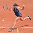 Kariyerinde iki grand slam şampiyonluğu bulunan Belaruslu tenisçi Victoria Azarenka, katıldığı Fransa Açık (Roland Garros) Turnuvası