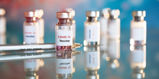 Aşı sırası kimde, kaç yaşta? AŞI TAKVİMİ: İşte Covid-19 aşı sorgulama SMS ve e-Nabız ekranı