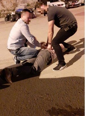 FETÖ firarisi eski emniyet müdürü, 'gaybubet evi'ne giderken yakalandı