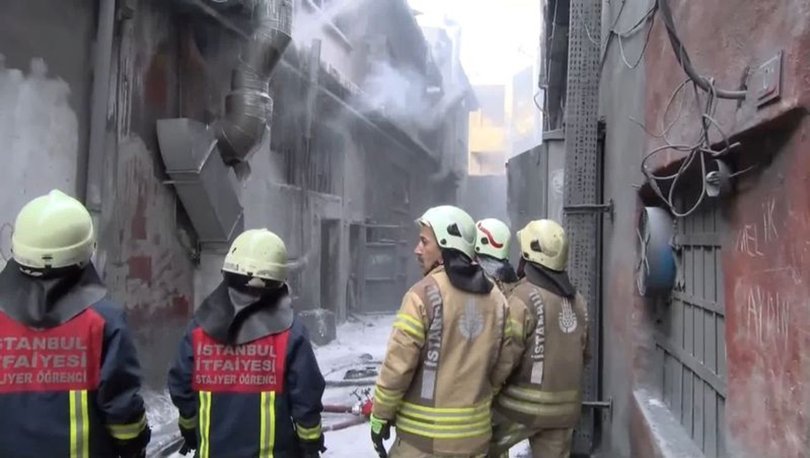 Bayrampaşa'da iş yerinde patlama sonrası yangın
