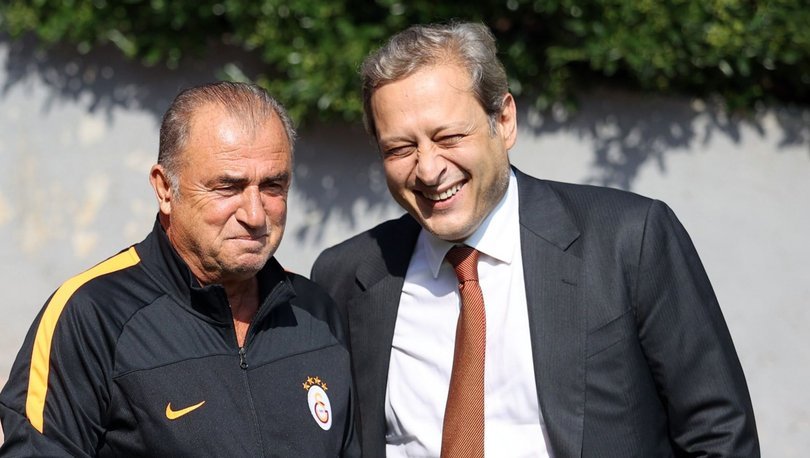Galatasaray Kulübü Başkanı Burak Elmas'tan transfer açıklaması