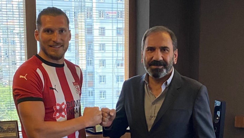 Demir Grup Sivasspor, Koray Altınay'ı kadrosuna kattı