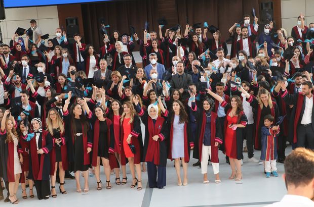 Hasan Kalyoncu Üniversitesi'nde mezuniyet heyecanı