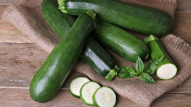 <strong>Hem hafif hem de bol su içerikli mevsim sebzeleri</strong> 