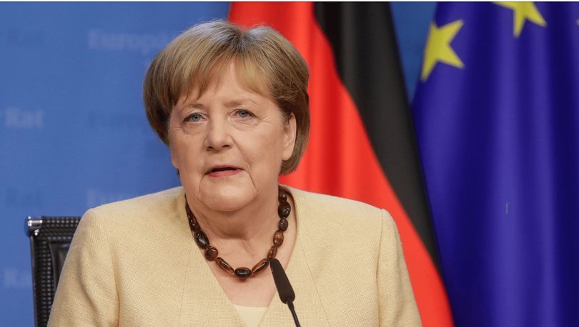 Merkel, Rusya ile diyalog başlatma girişiminde kararlı