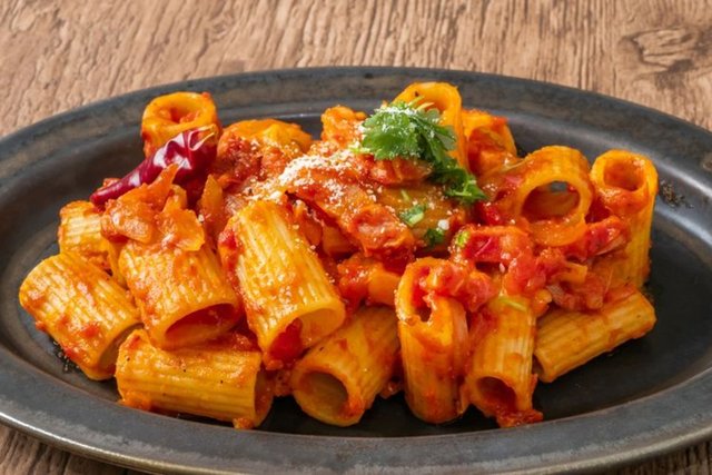 Bombolotti all' Amatriciana