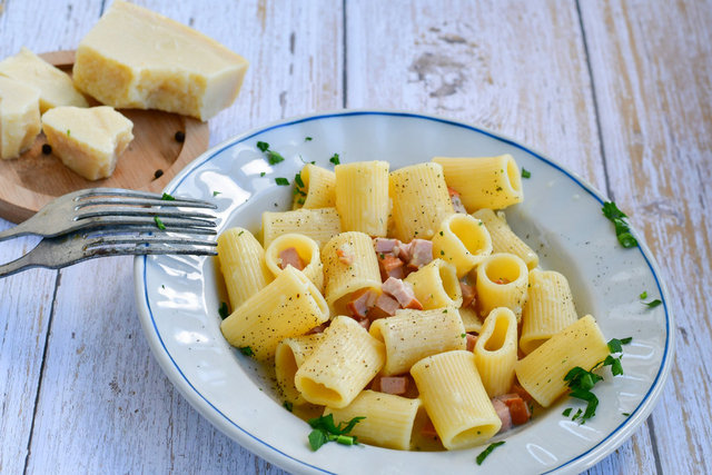 Rigatoni alla Carbonara