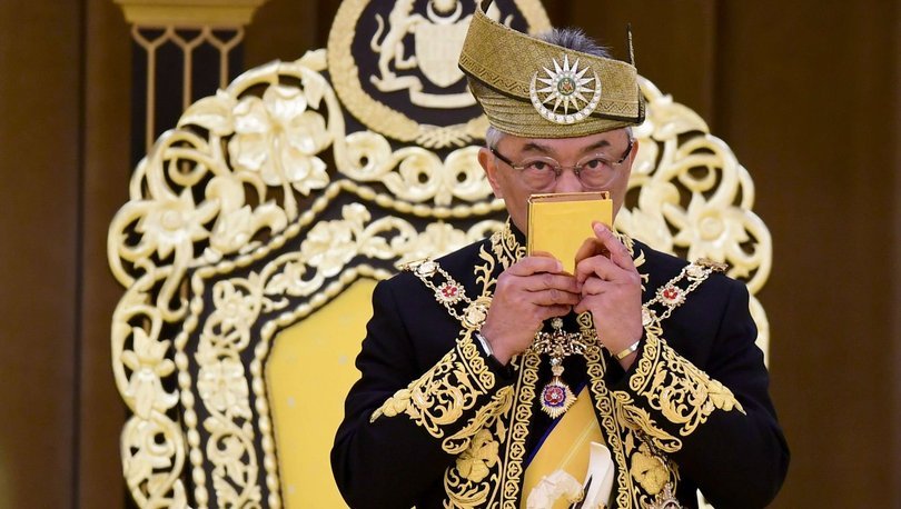 Malezya Kralı II. Abdullah, özel meclis oturumu istiyor