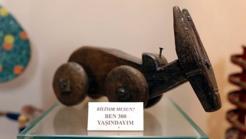 300 yıllık oyuncaklar, müzeye dönüştürülen mağarada sergileniyor